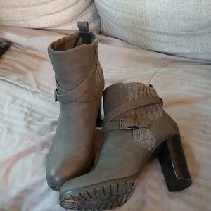 Juicy Couture leather/sweater boots